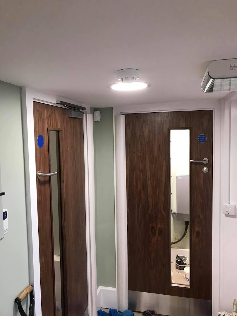 UK Carpentry SE LTD · Photos 13